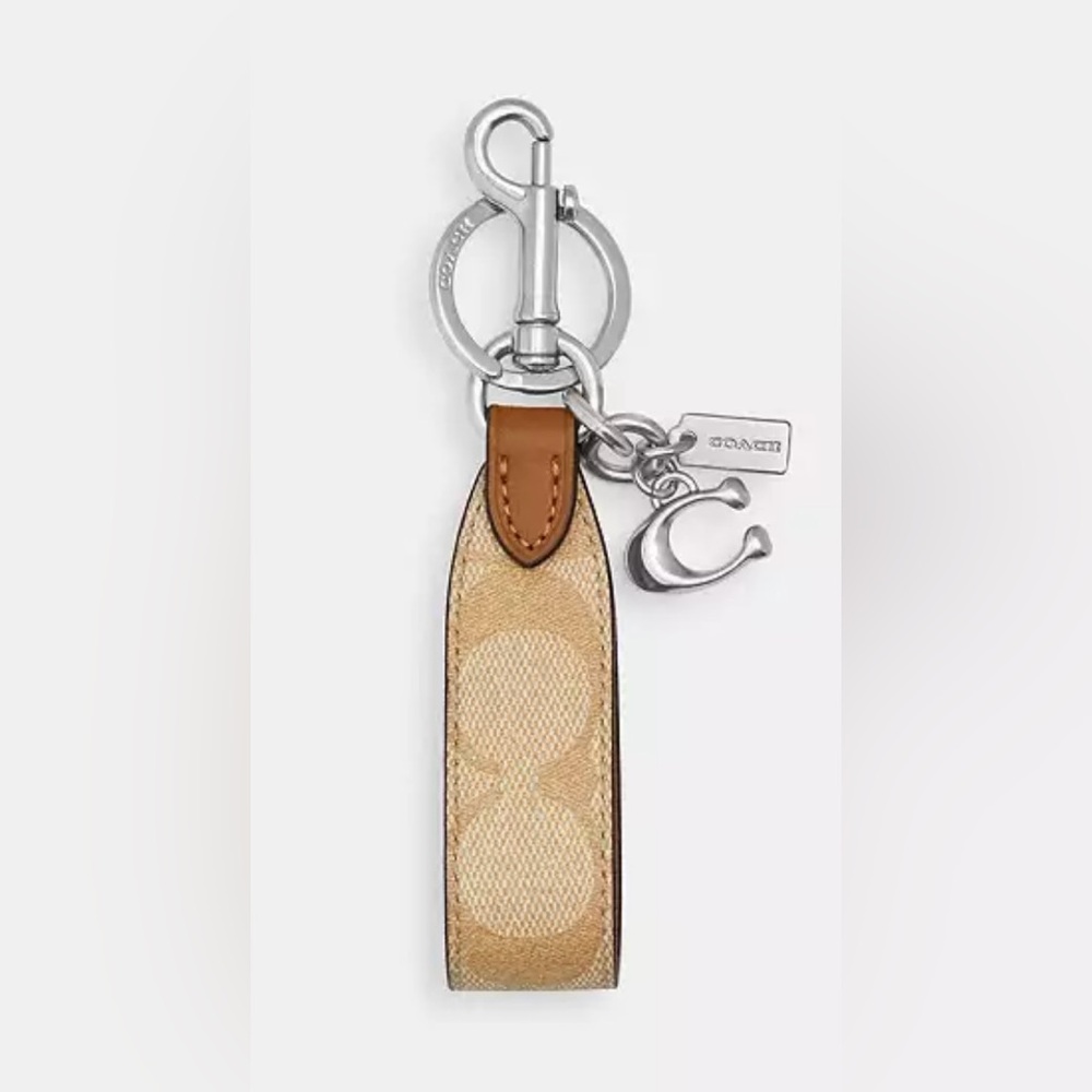 NWT!! Coach Loop Bag Charm in Light Khaki Signature Canvas